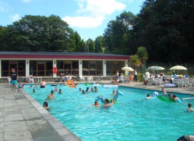 קרנארפון Cozy Snowdonia Chalet מראה חיצוני תמונה