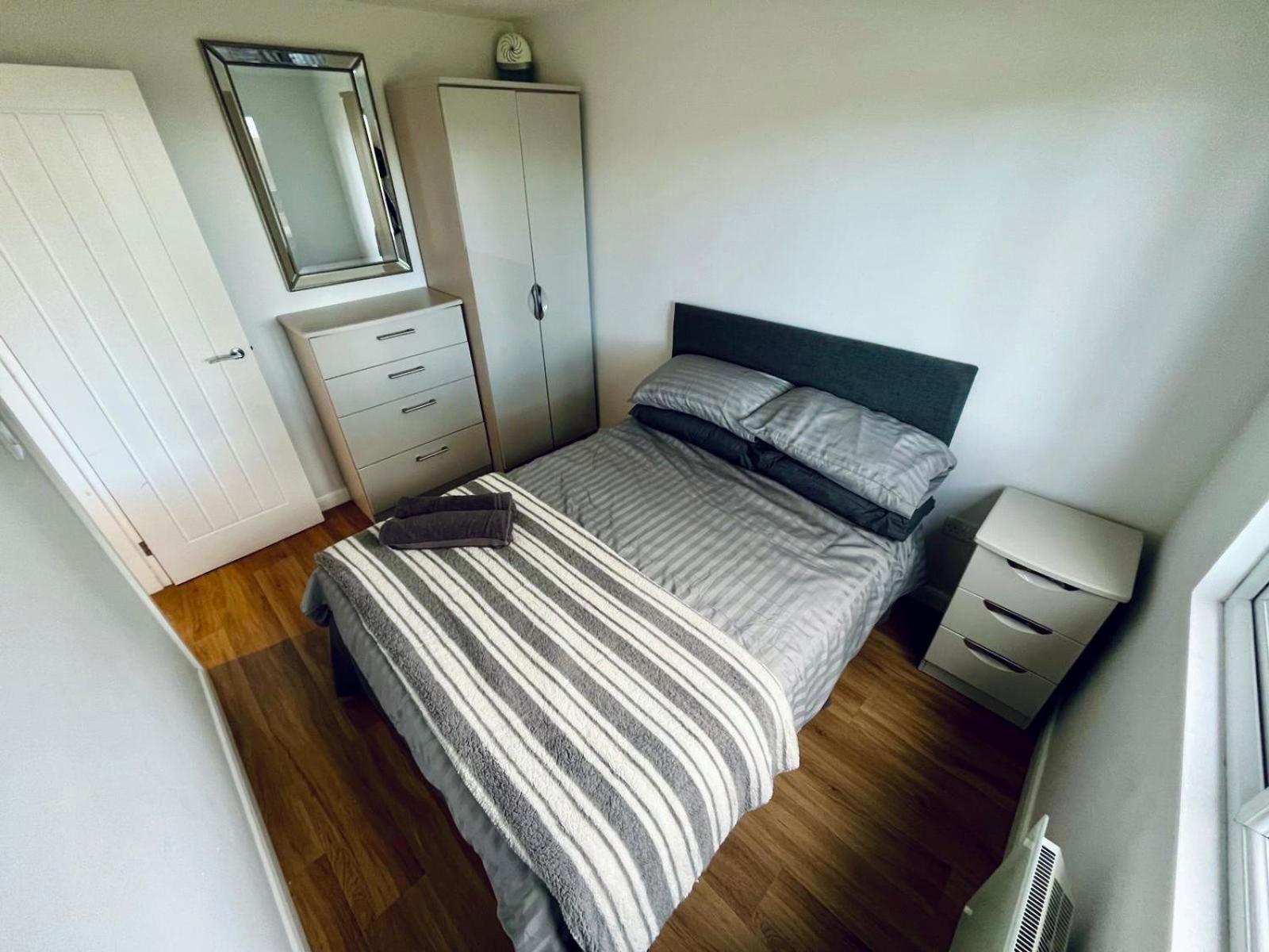 קרנארפון Cozy Snowdonia Chalet מראה חיצוני תמונה