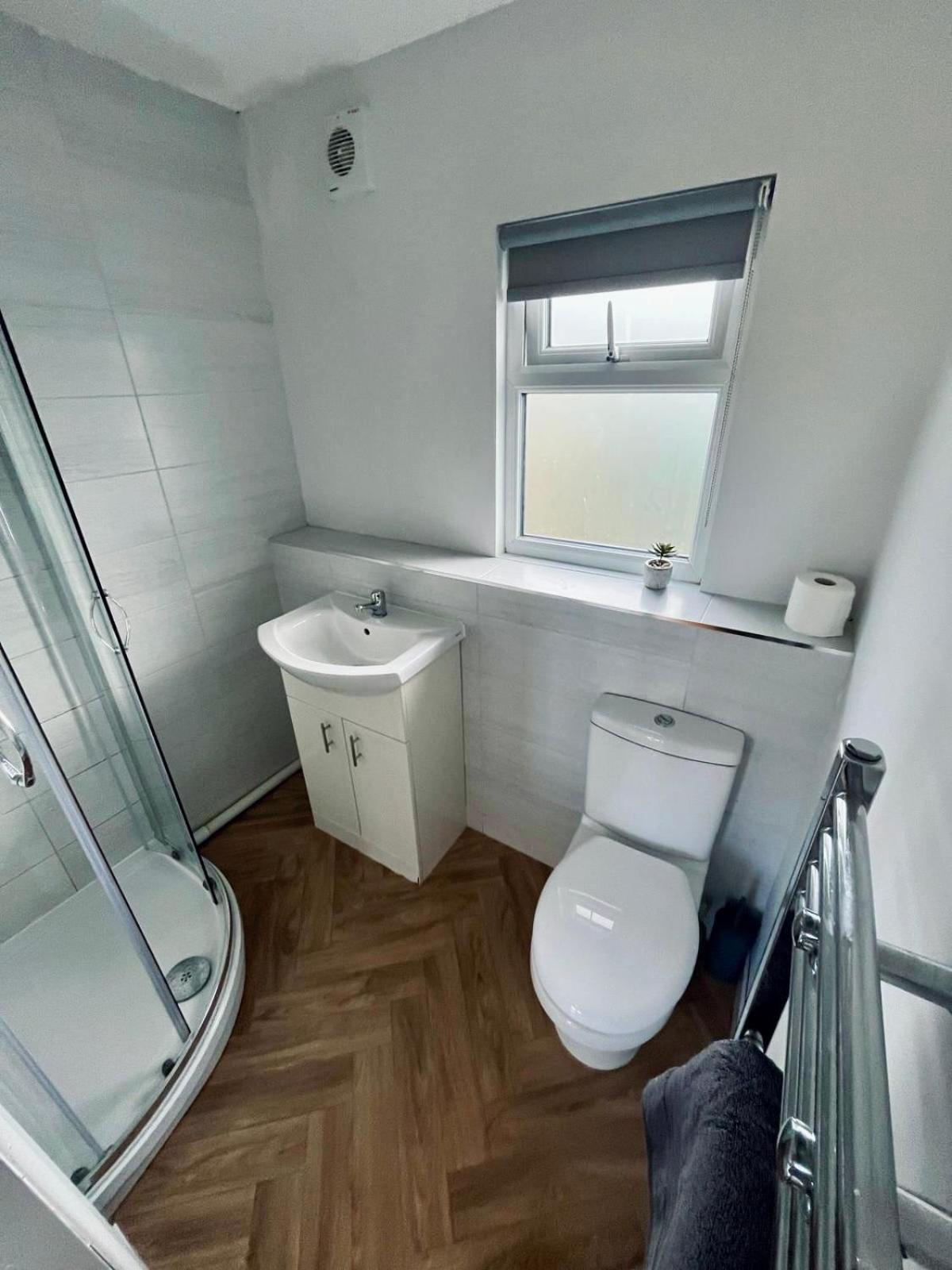 קרנארפון Cozy Snowdonia Chalet מראה חיצוני תמונה